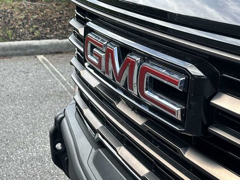 Used 2025 GMC Sierra 1500 AT4X AWD/4WD image 10