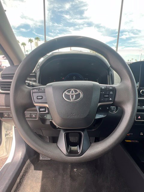 Used 2025 Toyota Camry LE FWD image 10