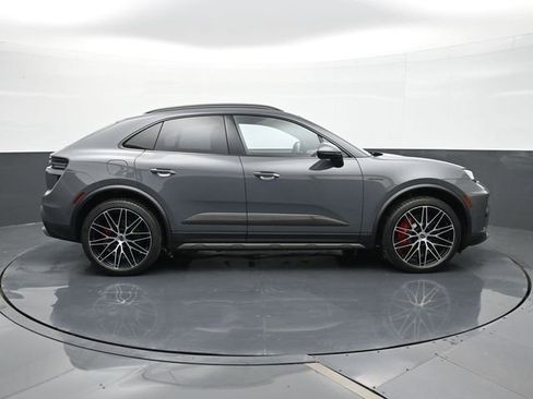 New 2025 Porsche Macan Turbo Electric image 30