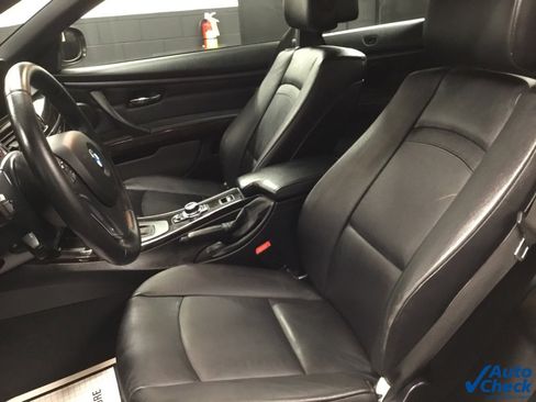Used 2011 BMW 335i Convertible image 35