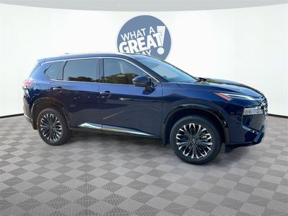 Used 2025 Nissan Rogue Platinum w/ Tech Package