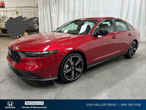 Certified 2025 Honda Accord Sport image 4