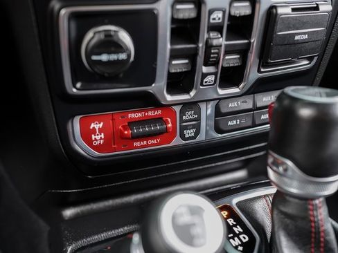 Used 2020 Jeep Gladiator Rubicon image 33