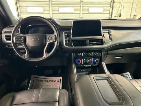 Used 2024 Chevrolet Suburban RST w/ Luxury Package AWD/4WD image 4