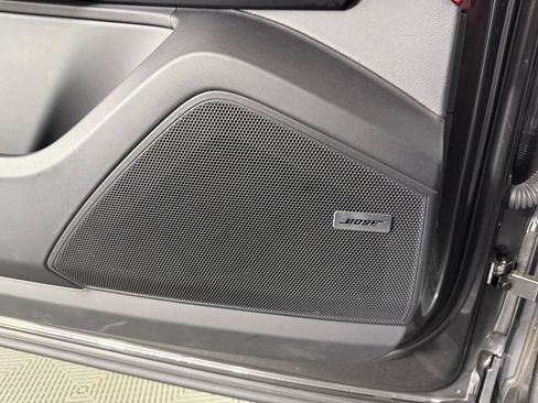 Certified 2025 Porsche Cayenne S AWD/4WD image 21