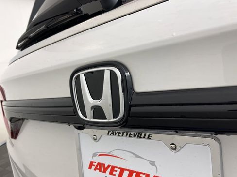 New 2026 Honda Odyssey Touring image 23