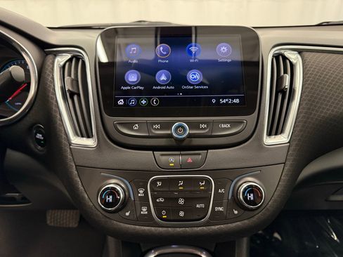 Used 2020 Chevrolet Malibu LT image 14