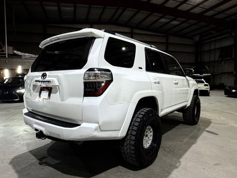Used 2023 Toyota 4Runner SR5 Premium w/ Moonroof Package AWD/4WD image 5