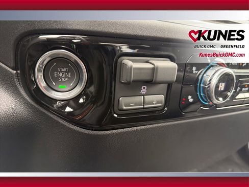 New 2026 GMC Sierra 1500 Elevation w/ Elevation Select Package AWD/4WD image 31