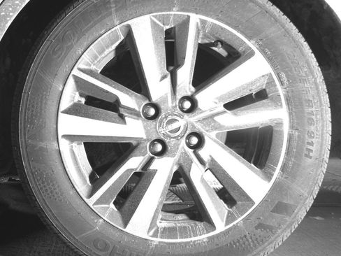 Used 2025 Nissan Versa SV image 11