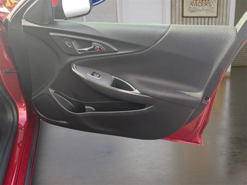 Used 2024 Chevrolet Malibu LT image 29