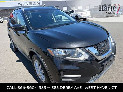 Used 2019 Nissan Rogue SV AWD/4WD image 2