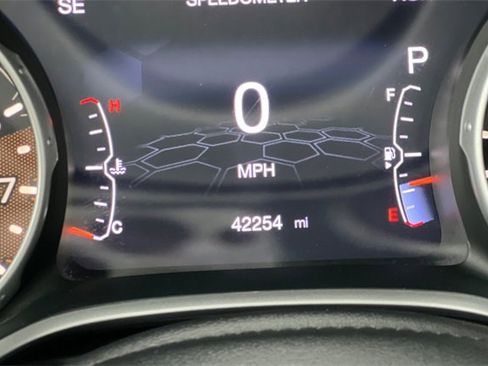 Used 2019 Jeep Compass Latitude image 35