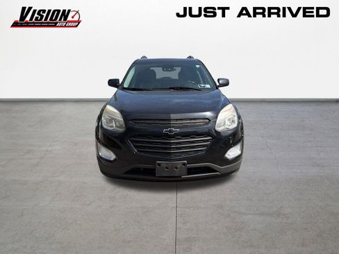Used 2017 Chevrolet Equinox LT AWD/4WD image 2