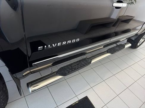 Used 2015 Chevrolet Silverado 1500 LTZ AWD/4WD image 34