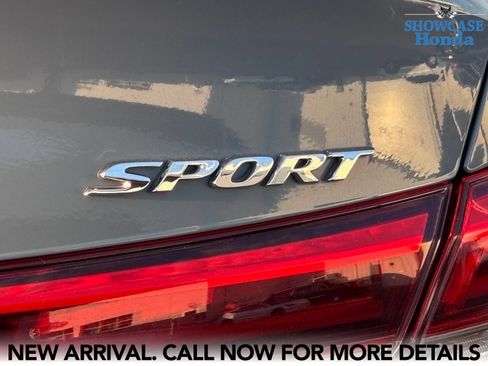 Used 2024 Honda Civic Sport image 13