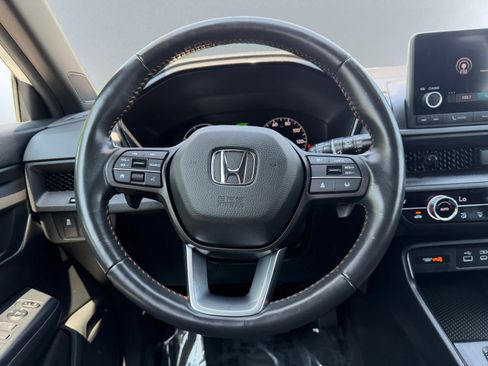 Used 2023 Honda CR-V Sport image 17