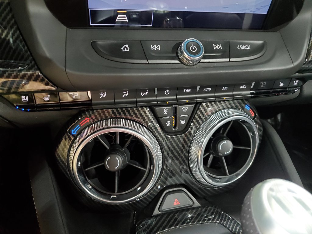 Used 2021 Chevrolet Camaro SS RWD image 28