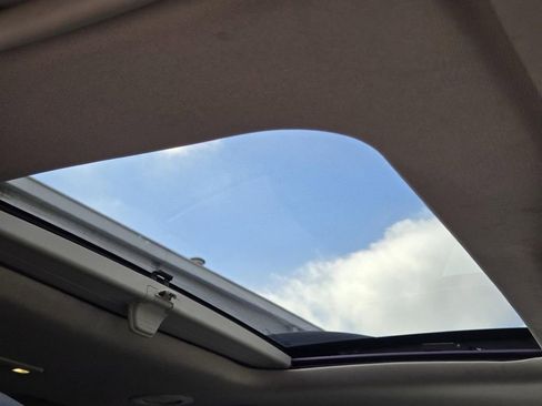 Used 2017 GMC Acadia Denali w/ Technology Package image 10