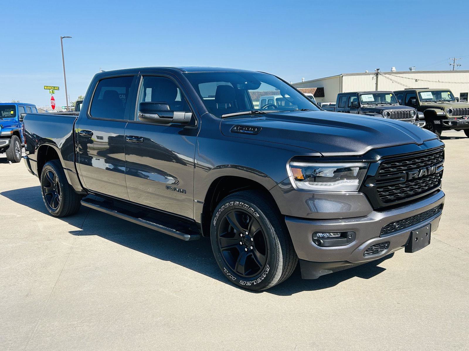 Used 2023 RAM 1500 Big Horn AWD/4WD image 2