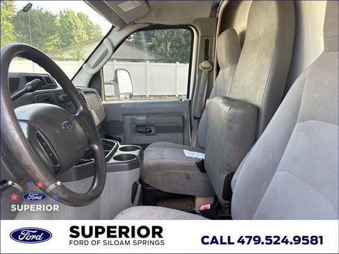 Used 2013 Ford E-350 and Econoline 350 Super Duty RWD image 6