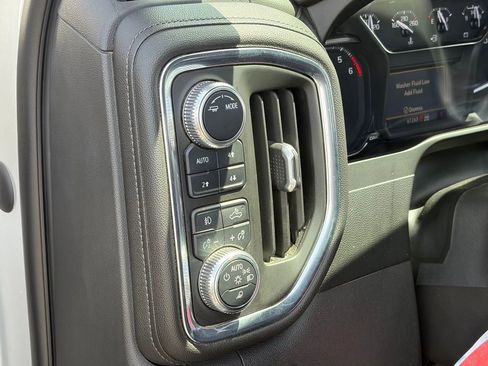 Used 2021 GMC Sierra 1500 SLT w/ SLT Premium Plus Package AWD/4WD image 7