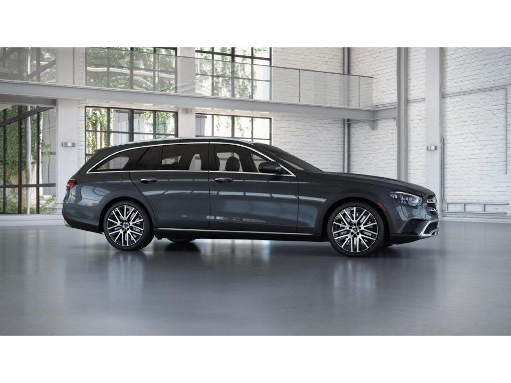 Used 2023 Mercedes-Benz E 450 4MATIC All-Terrain Wagon image 15