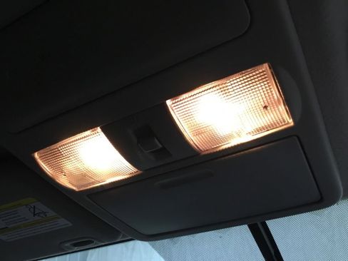 Used 2019 Nissan Frontier PRO-4X AWD/4WD image 26