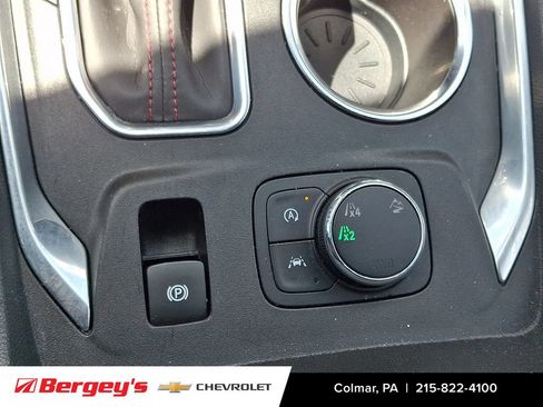 Used 2022 Chevrolet Traverse RS AWD/4WD image 30