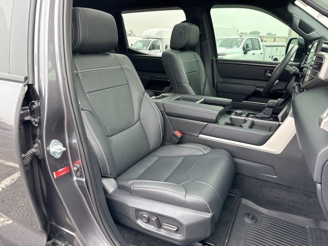 Used 2026 Toyota Tundra Limited w/ TRD Off-Road Package AWD/4WD image 25