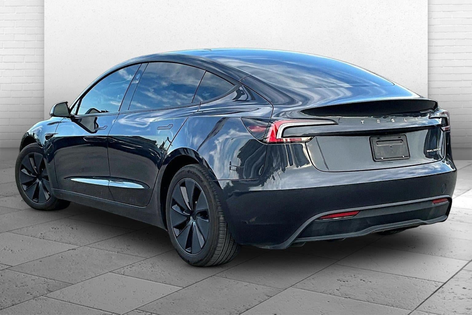 Used 2025 Tesla Model 3 Long Range AWD/4WD image 10