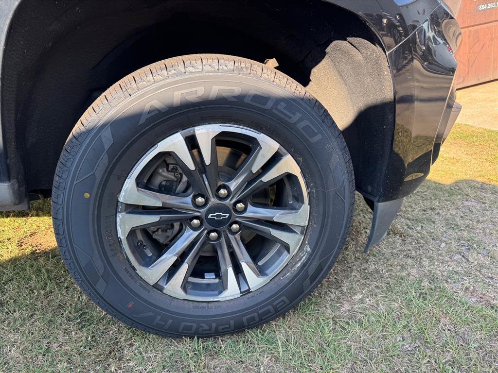 Used 2021 Chevrolet Colorado Z71 RWD image 2