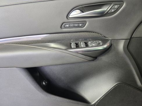 Used 2023 Cadillac XT4 Sport w/ Cold Weather Package image 23