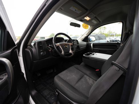 Used 2012 Chevrolet Silverado 1500 LT RWD image 8