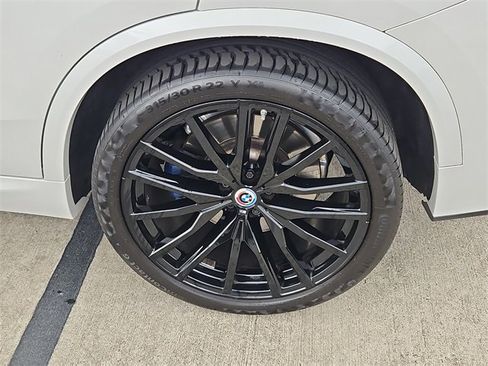 Used 2023 BMW X5 M50i w/ Parking Assistance Package image 9