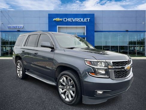 Used 2019 Chevrolet Tahoe LT w/ Luxury Package RWD image 1