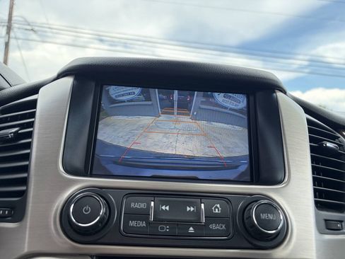 Used 2016 GMC Yukon Denali w/ Open Road Package AWD/4WD image 18