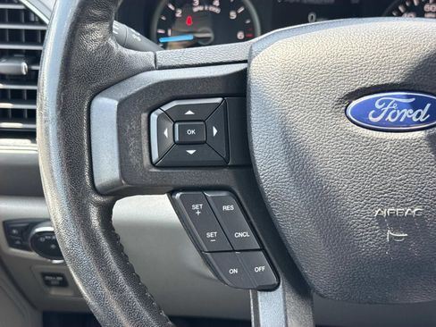 Used 2020 Ford F150 XLT w/ Equipment Group 302A Luxury AWD/4WD image 15