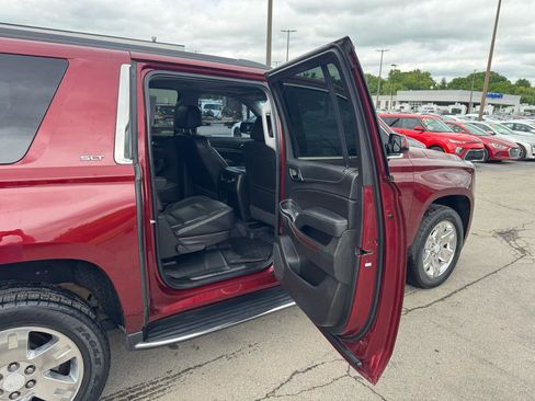 Used 2019 GMC Yukon XL SLT AWD/4WD image 12