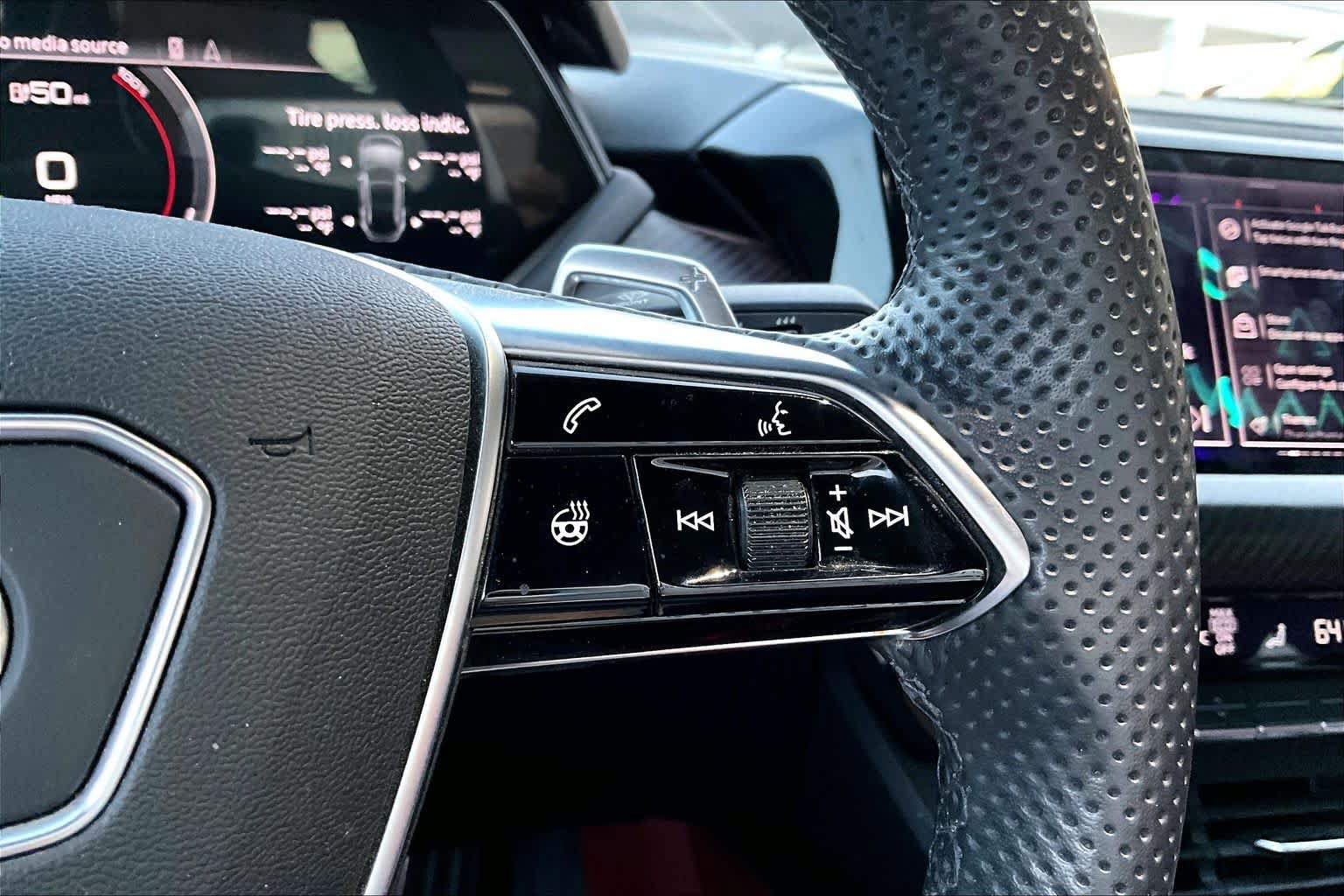 Certified 2024 Audi RS e-tron GT w/ Carbon Performance Package AWD/4WD image 23