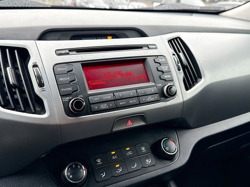 Used 2015 Kia Sportage LX image 6