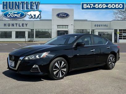 Used 2022 Nissan Altima 2.5 SV w/ SV Premium Package