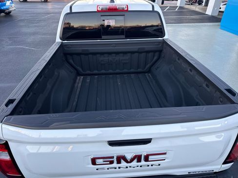 Used 2025 GMC Canyon Elevation w/ Convenience Package image 29