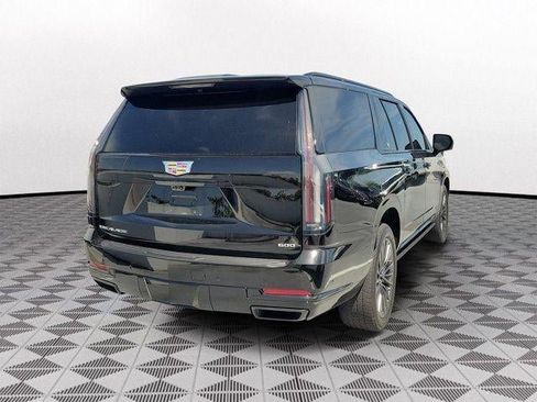 Used 2025 Cadillac Escalade ESV Sport Platinum AWD/4WD image 6