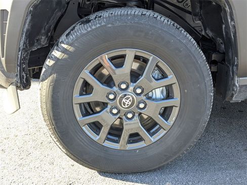 Used 2025 Toyota 4Runner SR5 image 11