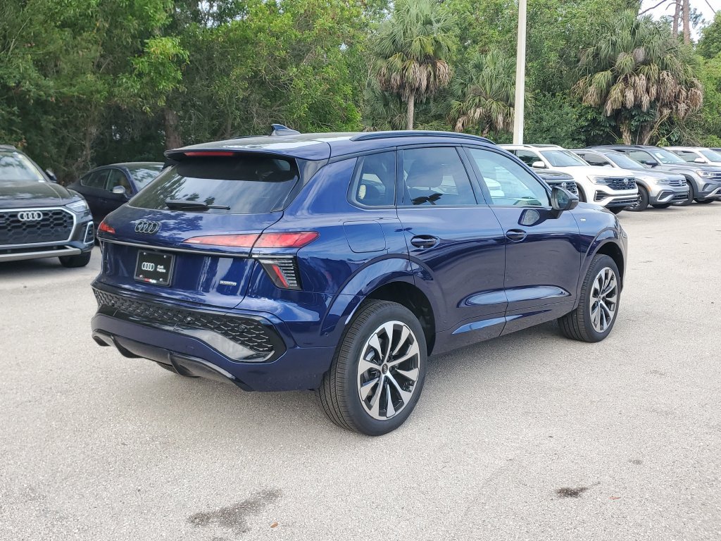 New 2026 Audi Q3 quattro 2.0T AWD/4WD image 5