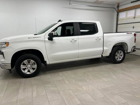 Used 2025 Chevrolet Silverado 1500 LT image 5