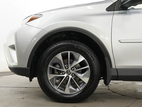 Used 2016 Toyota RAV4 XLE AWD/4WD image 25