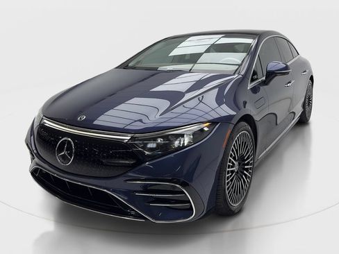 Used 2023 Mercedes-Benz EQS 450+ 4MATIC Sedan image 4