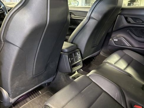 Used 2020 Porsche Taycan 4S AWD/4WD image 8